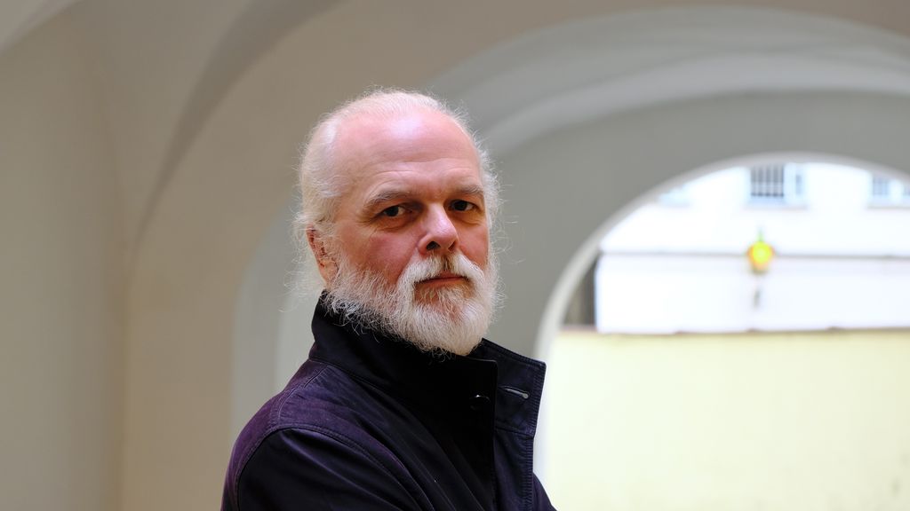 Mycle Schneider independent international analyst on energy and nuclear policy.alt bild